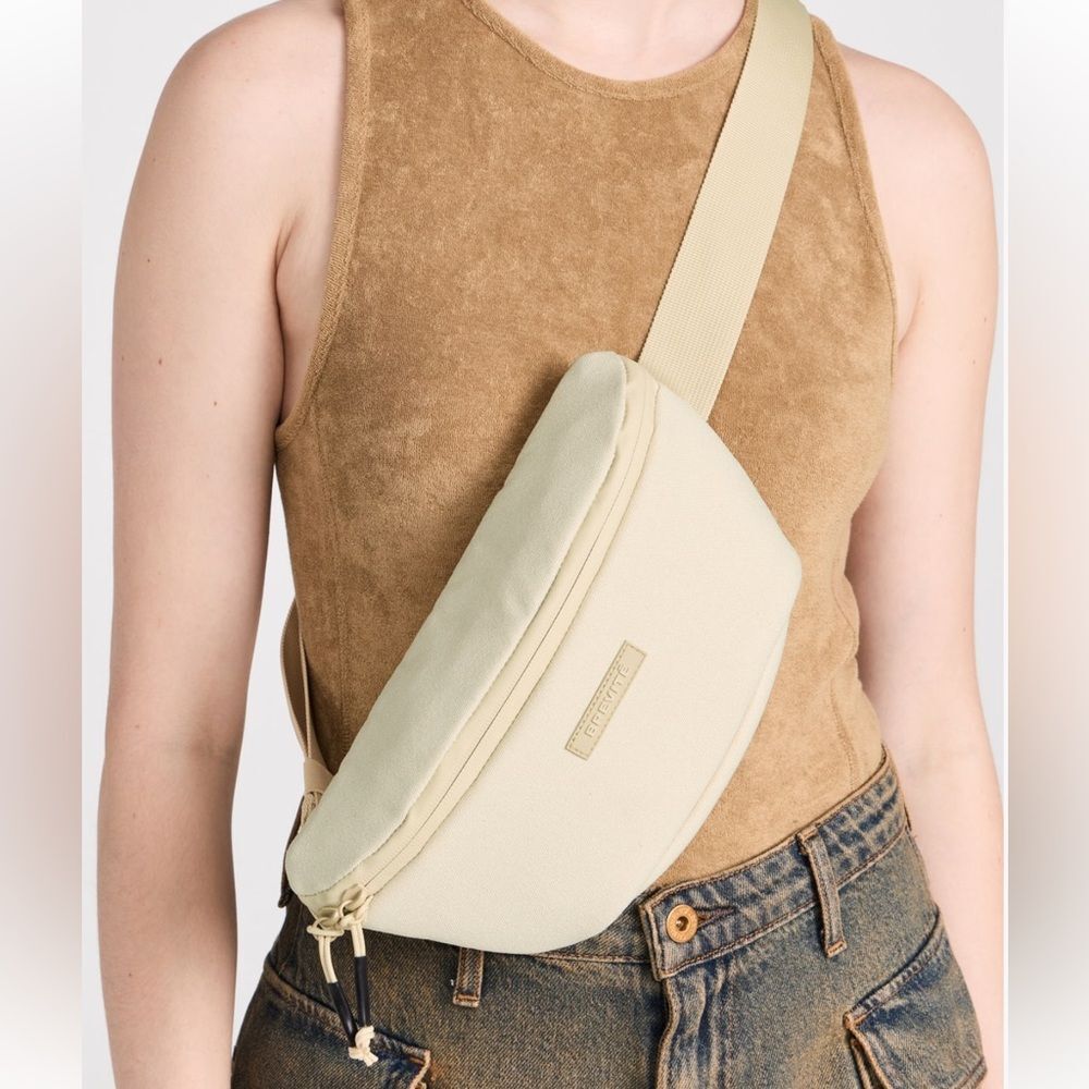 NWT Brevité Everyday Crossbody Belt Bag Fanny Pack Tan
